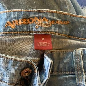 Arizona Jean Co. Size 13 Capris